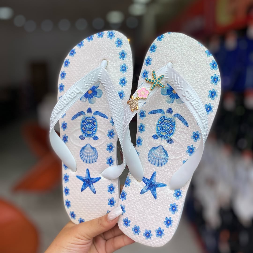 Sandália com Pingente