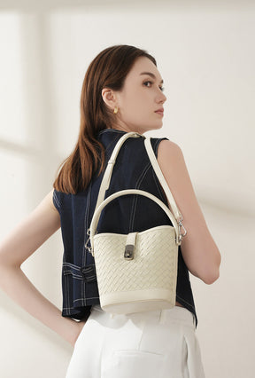 Bolsa Bucket Trançada Couro Legítimo Capri