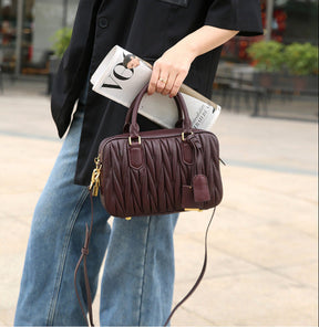 Bolsa Pequena Couro Legítimo Matelassê Milly