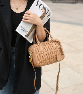 Bolsa Pequena Couro Legítimo Matelassê Milly