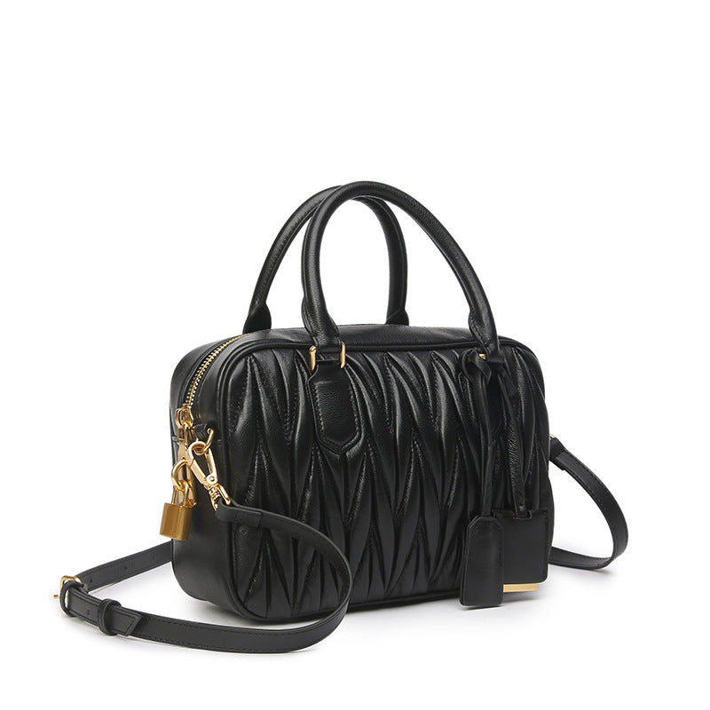 Bolsa Pequena Couro Legítimo Matelassê Milly