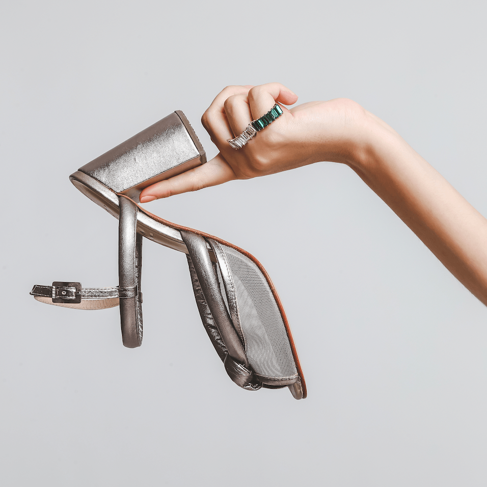 Sandália Tela Metalizada