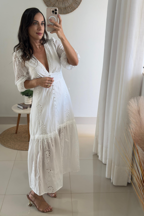 Vestido Branco Longo Com Renda Decote em V