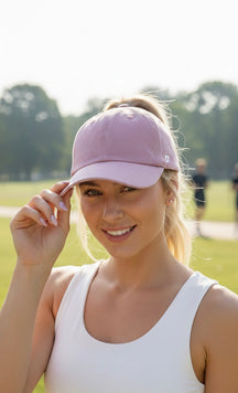 Chapéu com Abertura para Cabelo