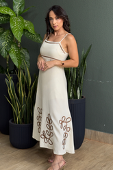 Vestido Lavie Bordada em Folhas Damasco