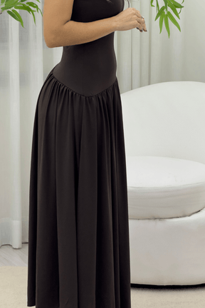 Vestido Meline Longo Cintura Franzida Minimalista Marrom