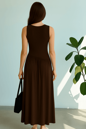 Vestido Meline Longo Cintura Franzida Minimalista Marrom