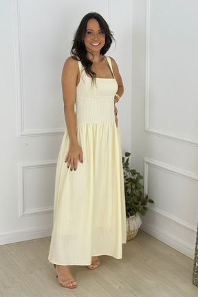 Vestido Vivi Decote Quadrado Plissado Sem Mangas Amarelo