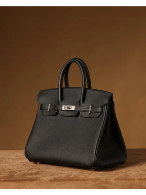 Bolsa Classic Média Couro Legítimo Barcelona Ferragem Prata