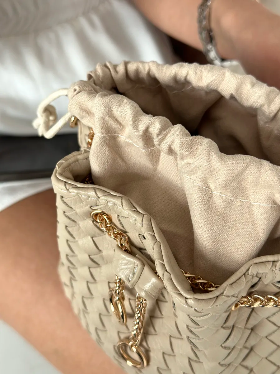 Bolsa Pequena Bucket Trançada Doha
