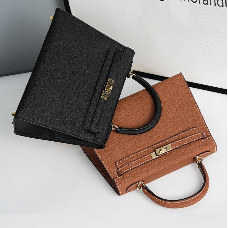 Bolsa Classic Média Couro Legítimo Madri Ferragem Dourada