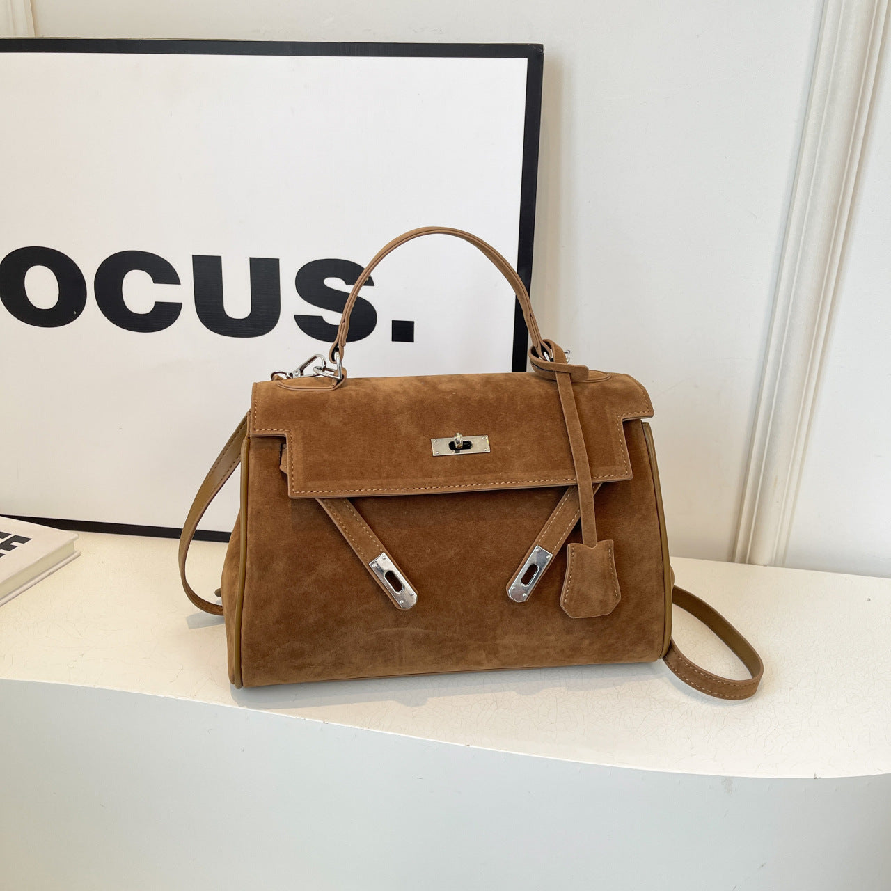 Bolsa Classic Média Suede Madri