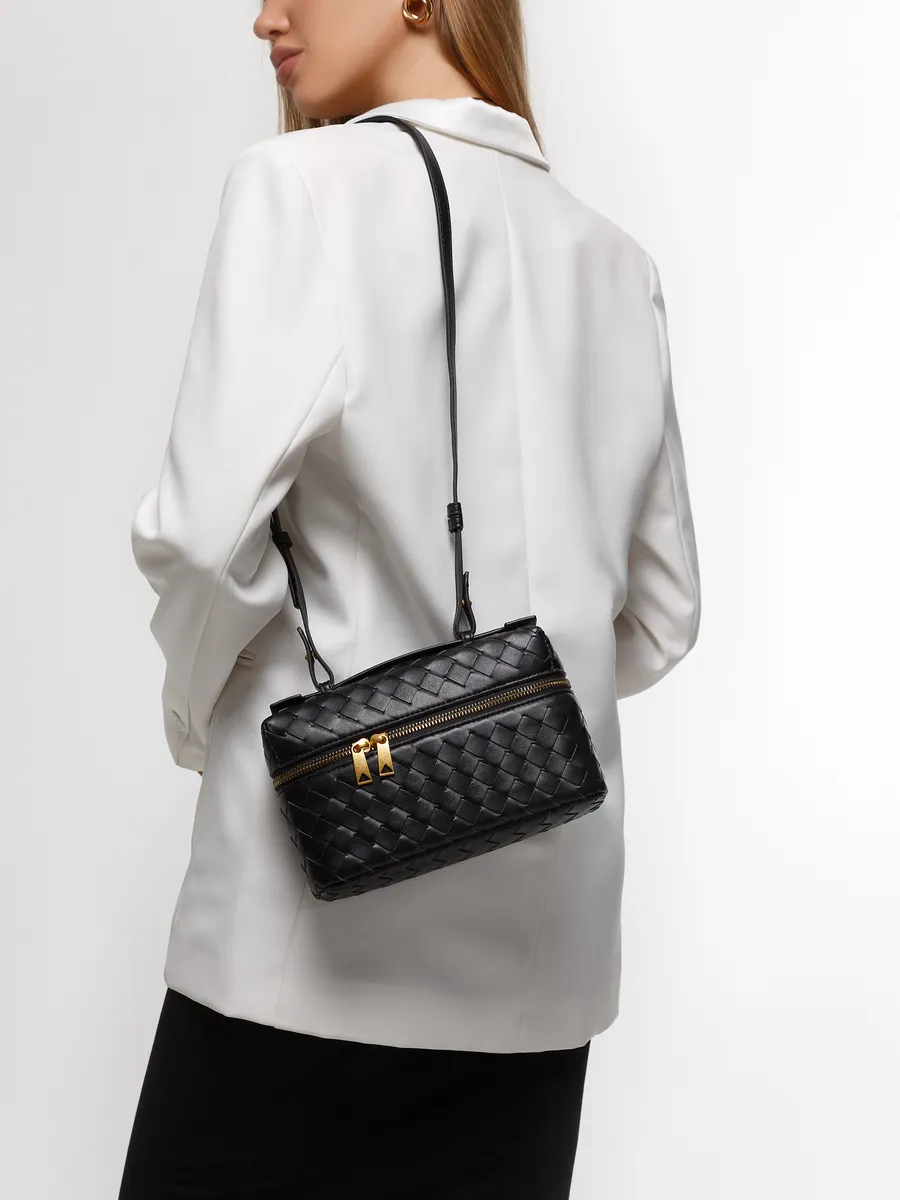 Bolsa Pequena Trançada Manila